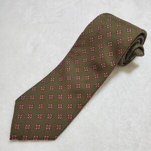 Raleighs Silk Blend Olive Green Patterned Tie. Size‎ OS